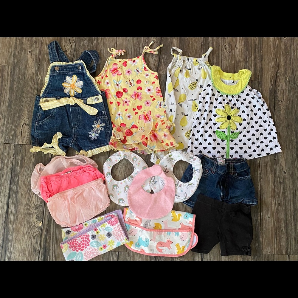 12 mos baby girl 4 outfit bundle & extras